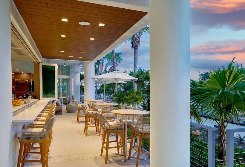 Ac Hotel By Marriott Fort Lauderdale Beach