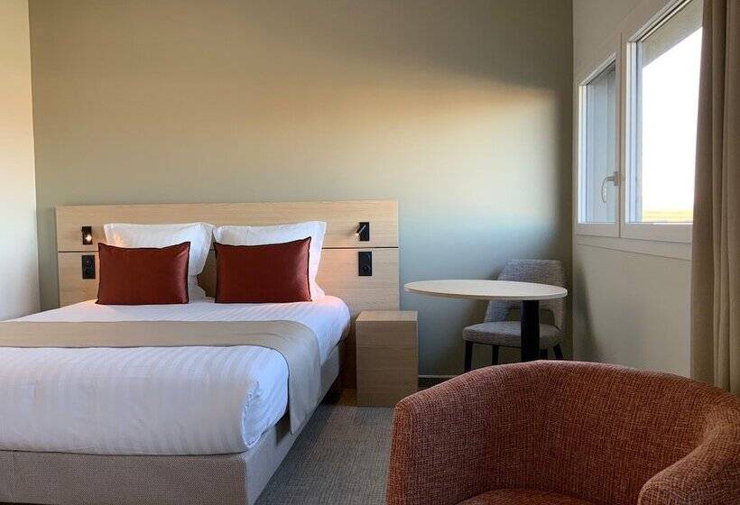 Hotel Akena Troyes La Chapelle Stluc