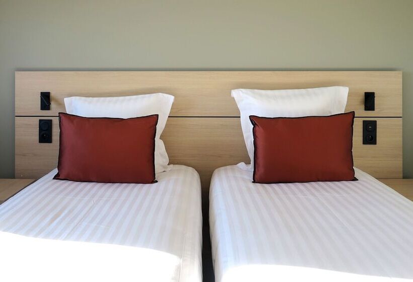 Hotel Akena Troyes La Chapelle Stluc