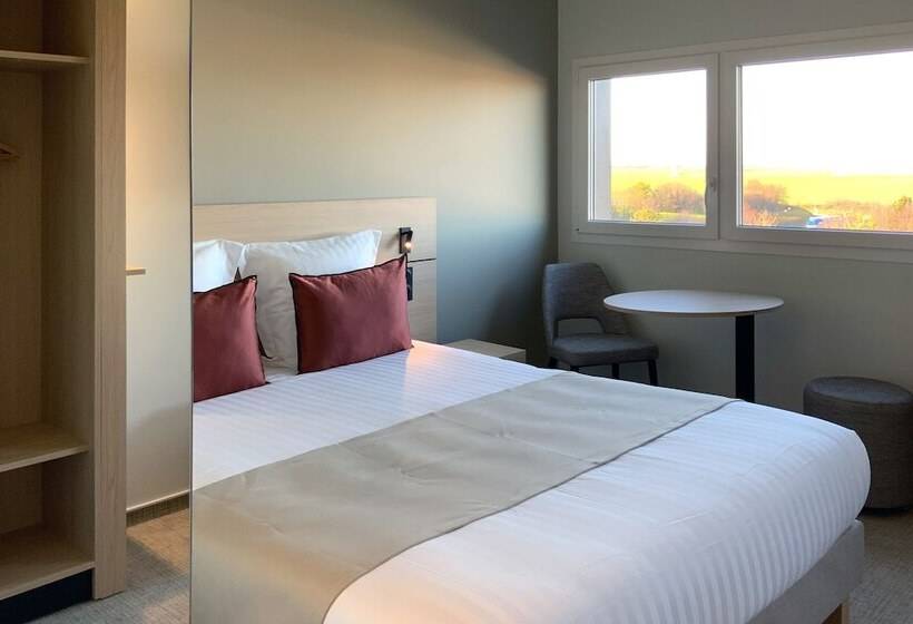 Hotel Akena Troyes La Chapelle Stluc