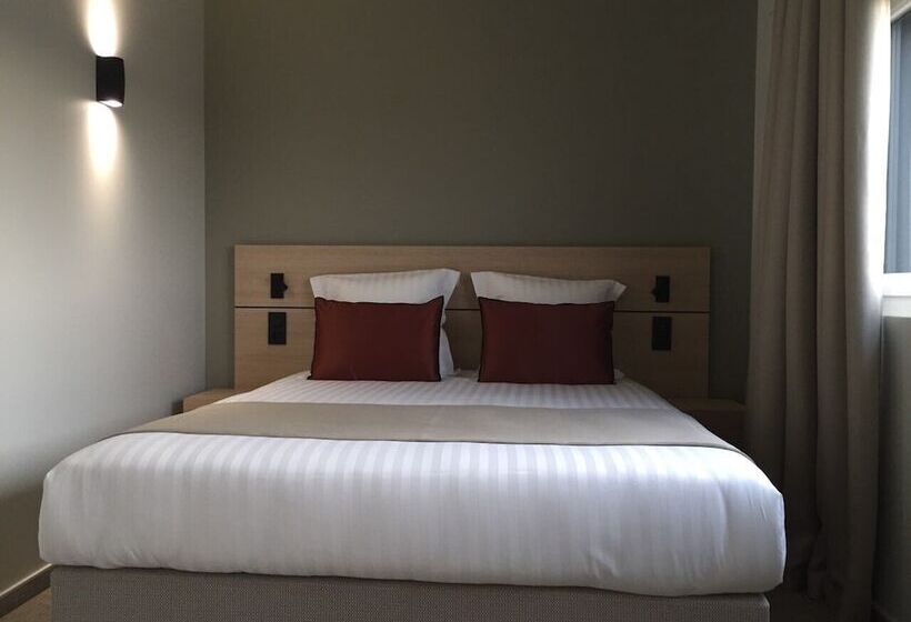 Hotel Akena Troyes La Chapelle Stluc
