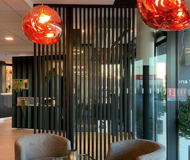 Hotel Akena Troyes La Chapelle Stluc