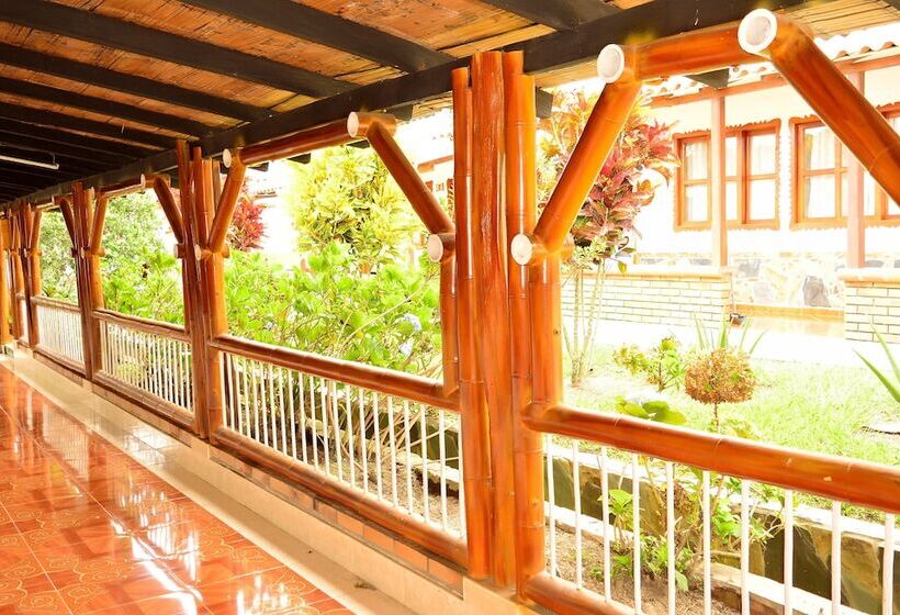 هتل Campestre Camino Del Parque