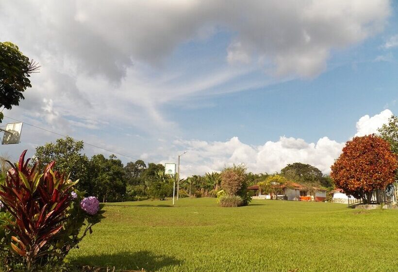 هتل Campestre Camino Del Parque