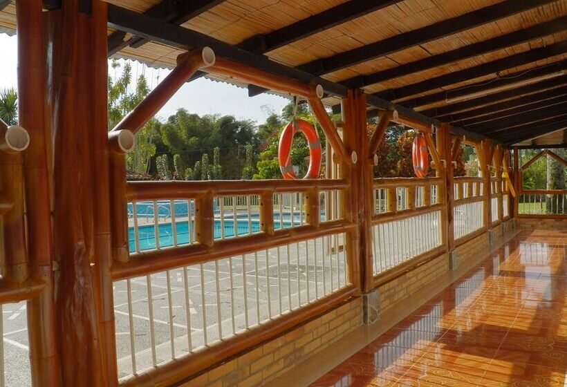 هتل Campestre Camino Del Parque