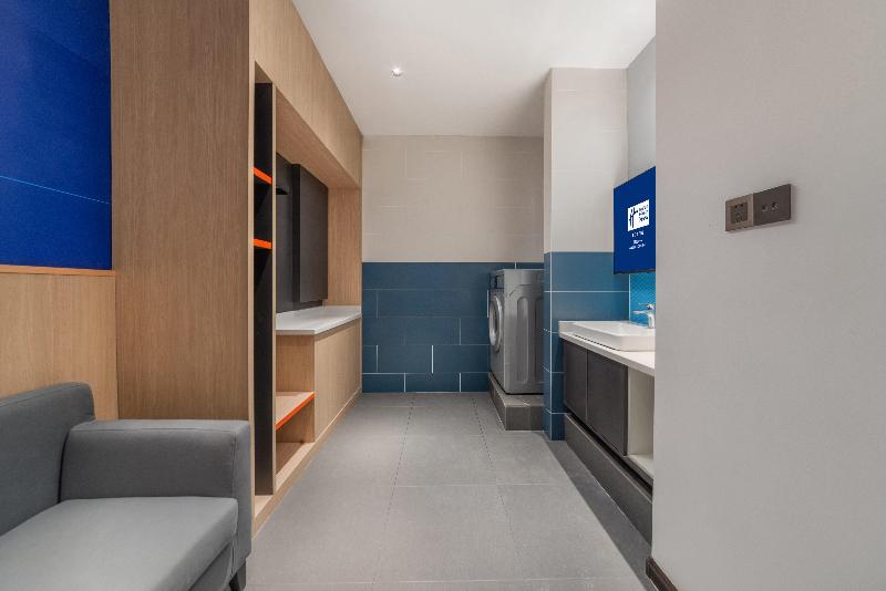 酒店 Holiday Inn Express Yangquan City Center