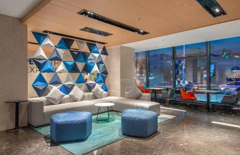 Hotelli Holiday Inn Express Yangquan City Center