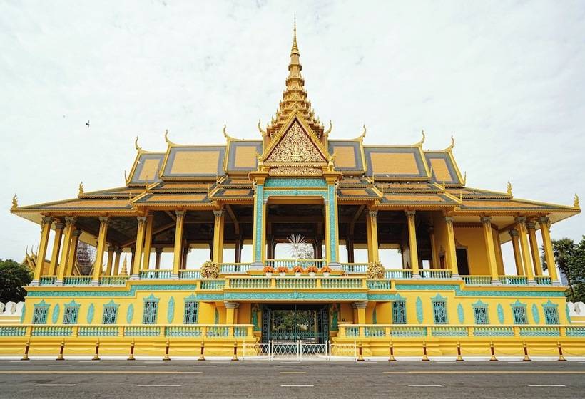 בית מלון כפרי Hyatt Regency Phnom Penh