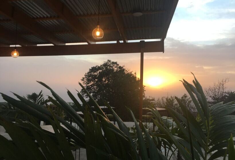 هتل La Fora Ecolodge