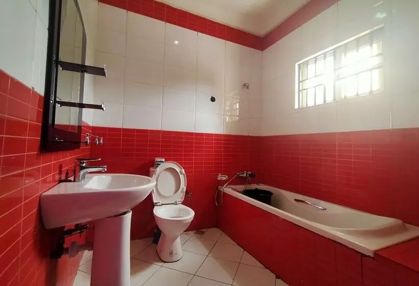هتل Pameec Luxury Suites Utako