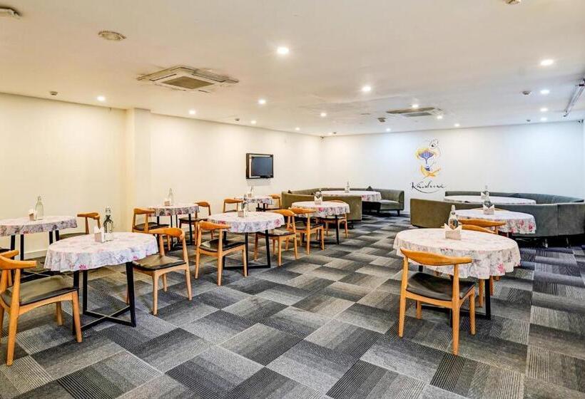 ホテル Townhouse Vero Near World Mark Mall