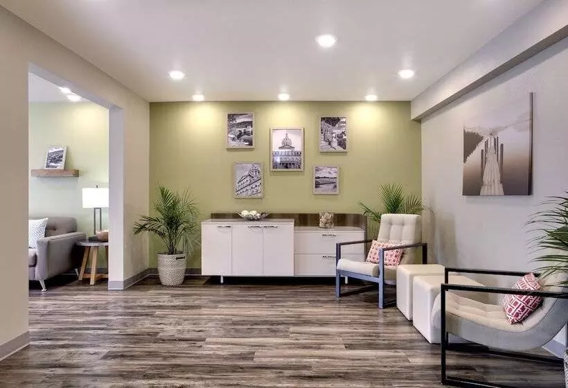 هتل Woodspring Suites Charlotte  University Research Park