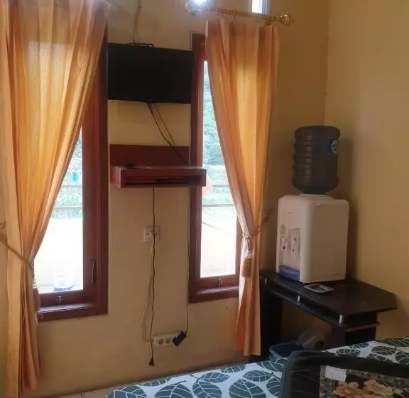 Majatalo Villa Bugenville Songgoriti