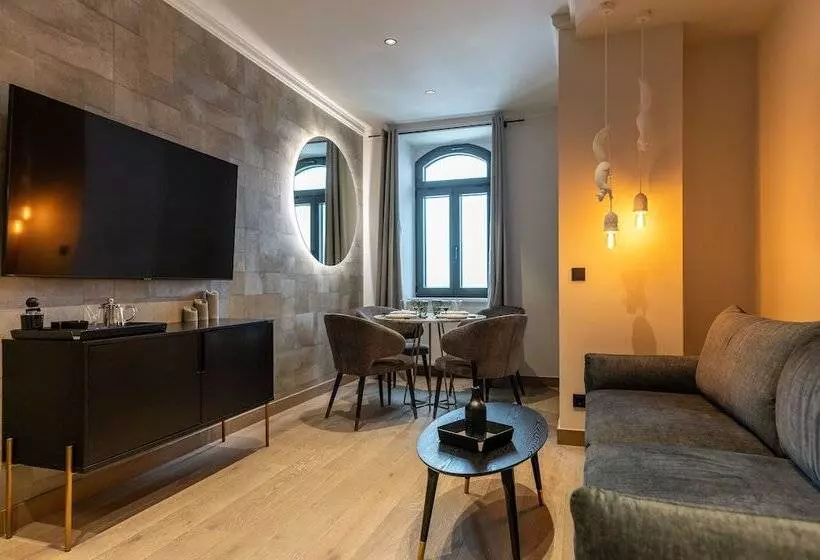 Residenz Boutique Suites