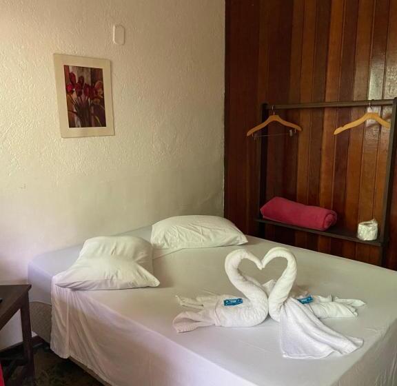 تختخواب و صبحانه Pousada Lua Nova