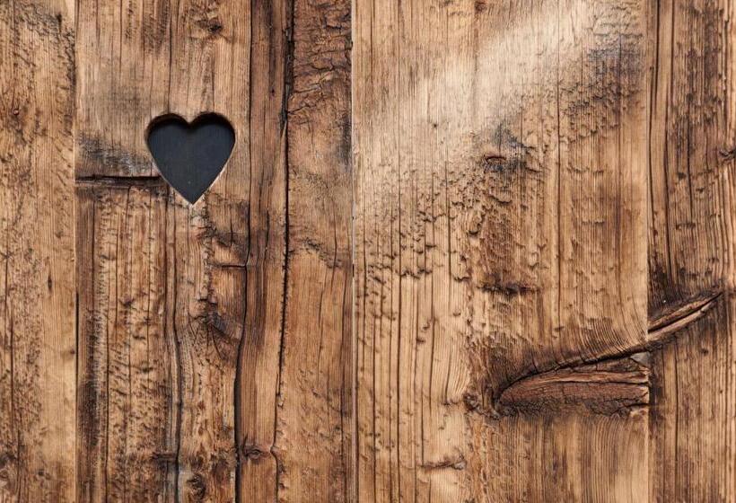 Burgus - Design Suites & Apartments