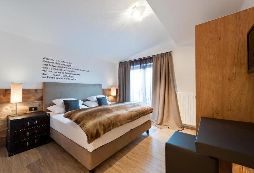 Burgus - Design Suites & Apartments