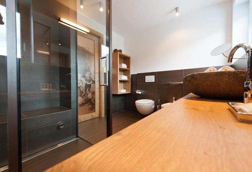 Burgus - Design Suites & Apartments