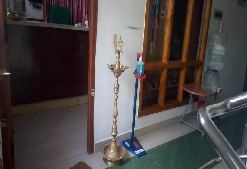 Hotelli Haleemas Residency