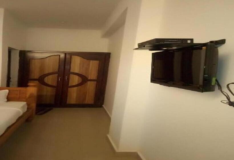 בית מלון כפרי Haleemas Residency