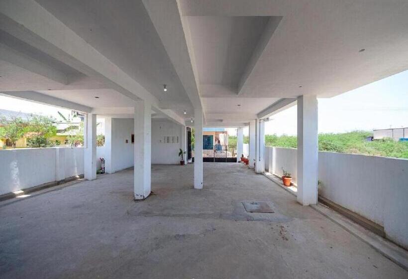 בית מלון כפרי Haleemas Residency