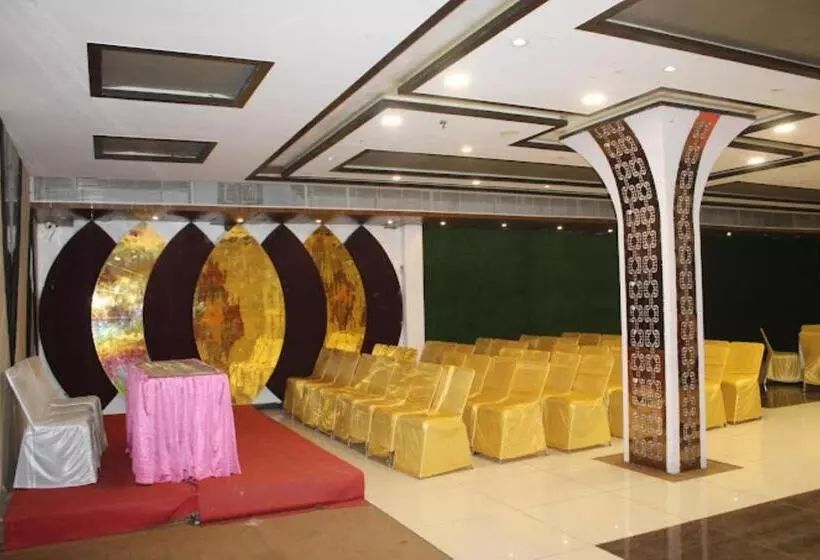 ホテル Mani Ram Palace