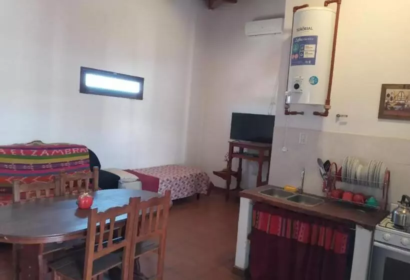 ホテル Maria Cafayate