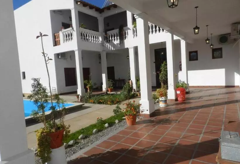 ホテル Maria Cafayate