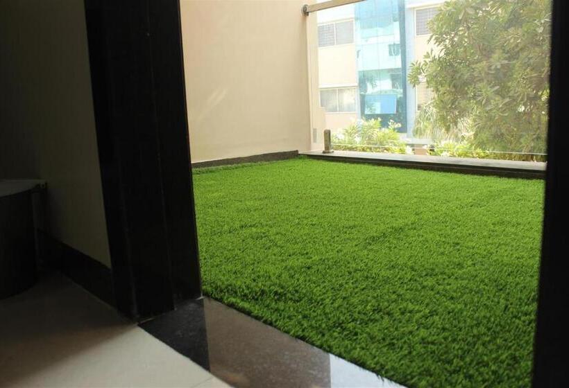 호텔 Shri Sharanam