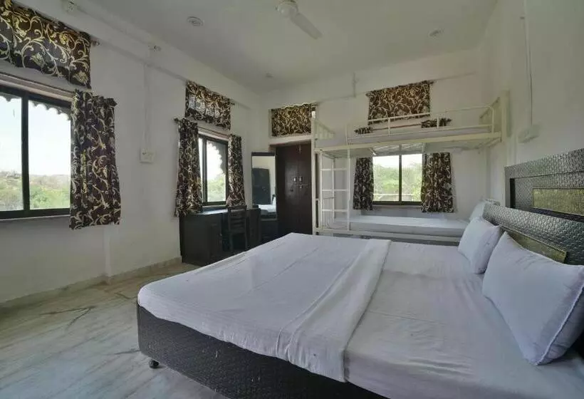 Hotelli Spot On Palace Anjali