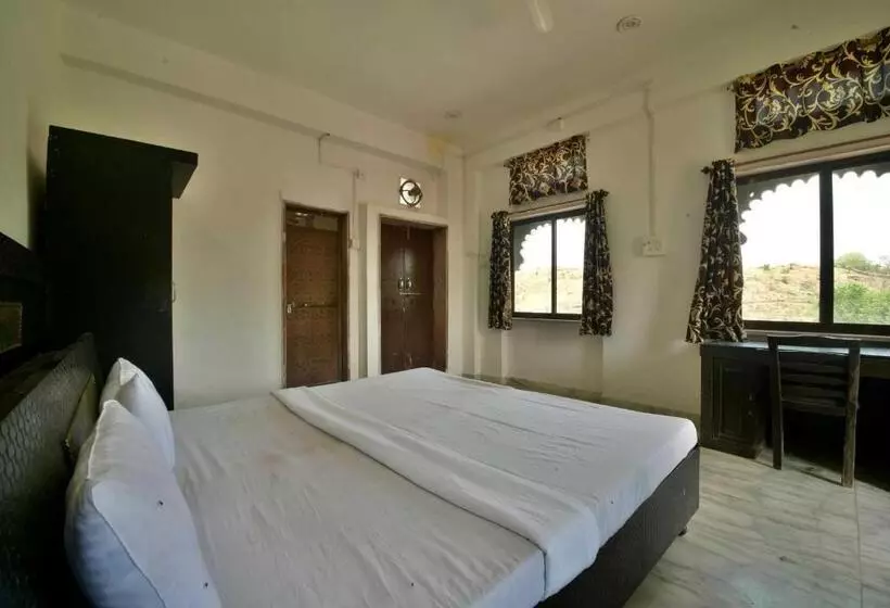 Hotelli Spot On Palace Anjali