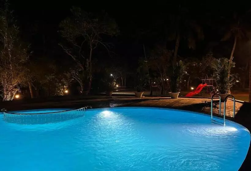 Lake N River Resort Munroe Island