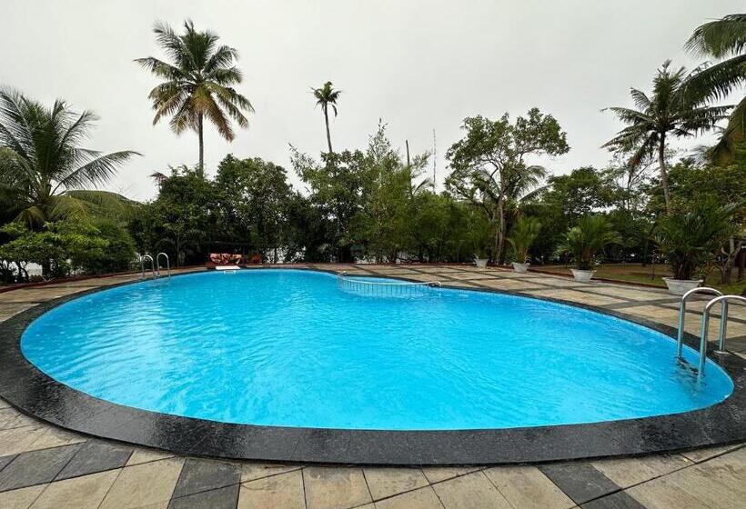 Lake N River Resort Munroe Island