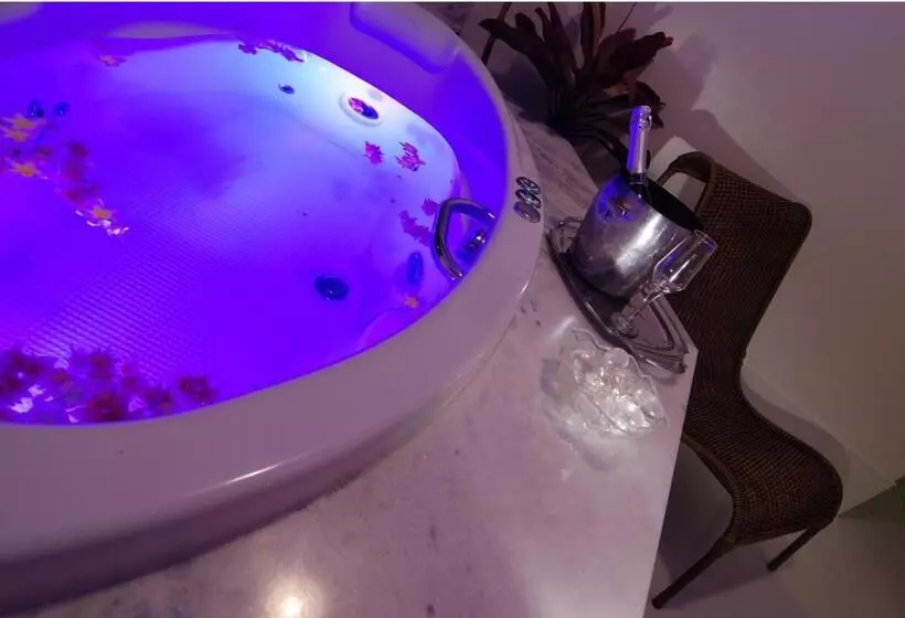 Majatalo Pousada Casa Das Flores