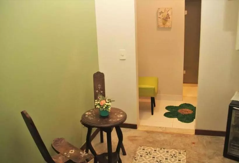 Majatalo Pousada Casa Das Flores