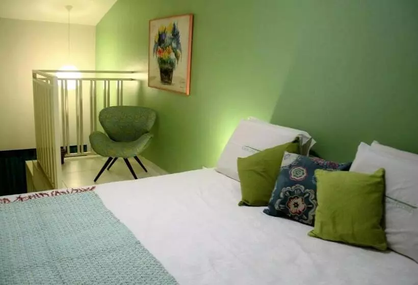 Majatalo Pousada Casa Das Flores