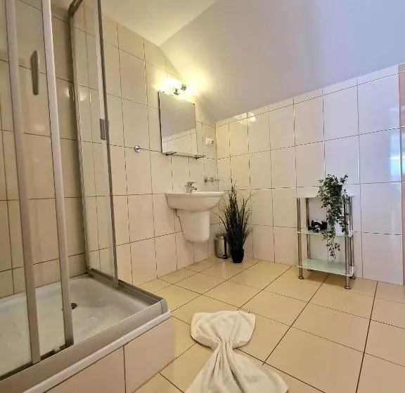 Lomakeskus Chaty A Apartmány Kúria Na Táľoch, Tále   Chopok Juh