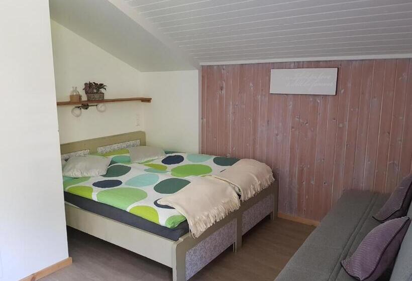 Tattoo Pension Mit Restaurant Und Tattoo Studio