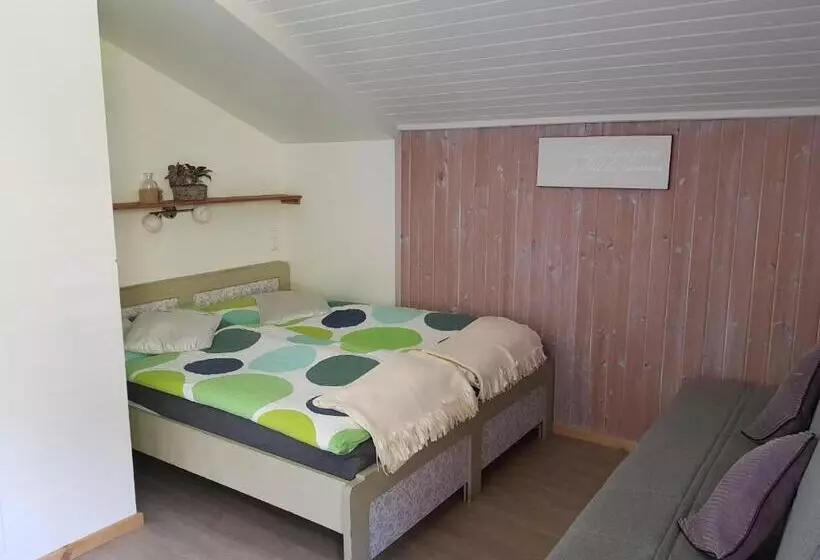 Tattoo Pension Mit Restaurant Und Tattoo Studio