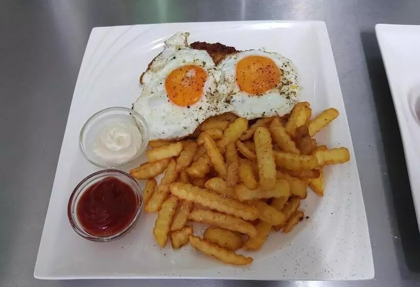 Tattoo Pension Mit Restaurant Und Tattoo Studio