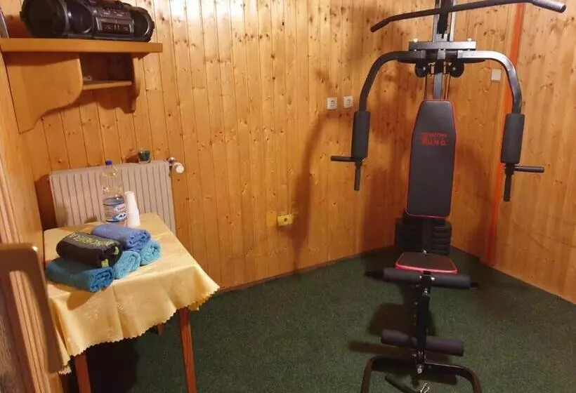 Tattoo Pension Mit Restaurant Und Tattoo Studio