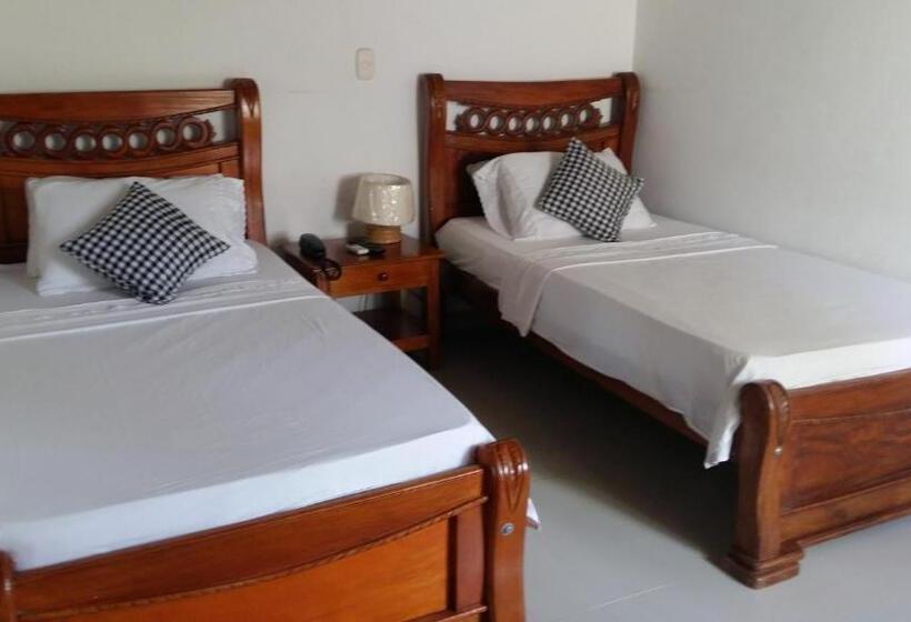 هتل Casa De España