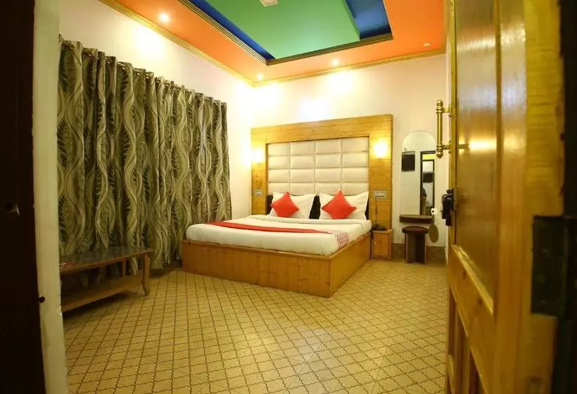 هتل Oyo 37706  Grand Inn