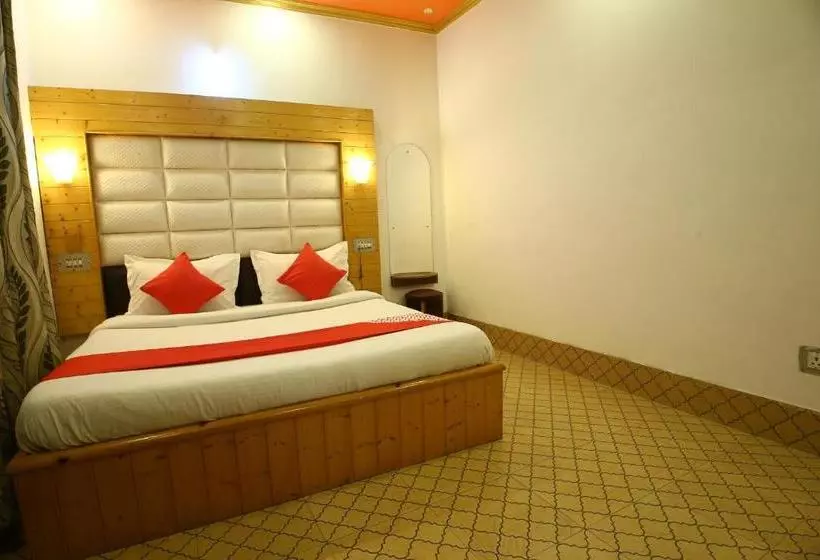 هتل Oyo 37706  Grand Inn