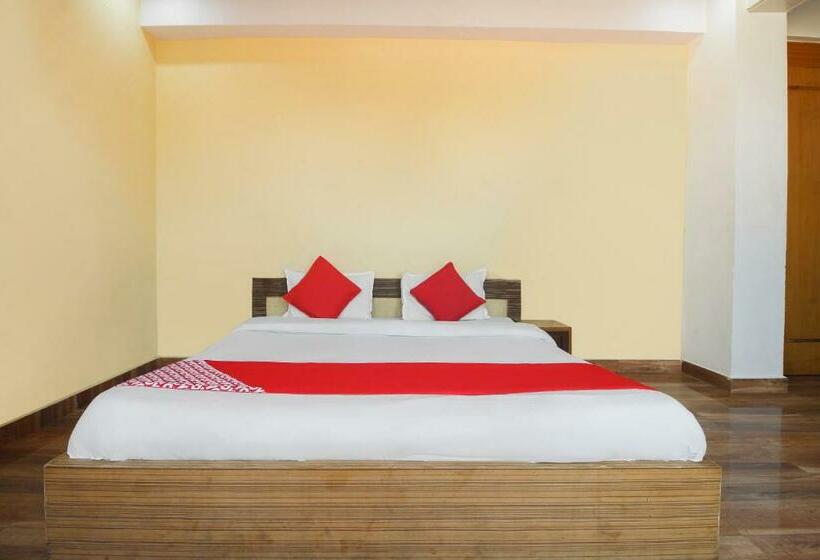 فندق Oyo 66083 Rama International