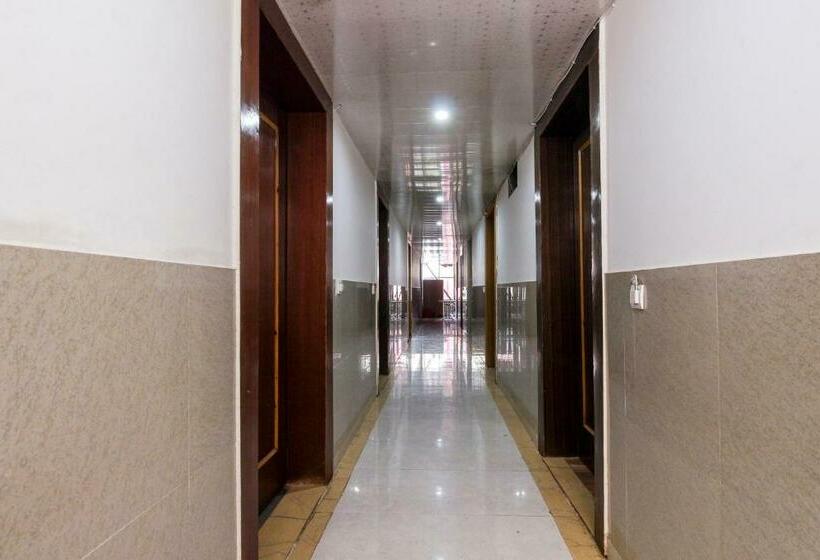 فندق Oyo 66083 Rama International