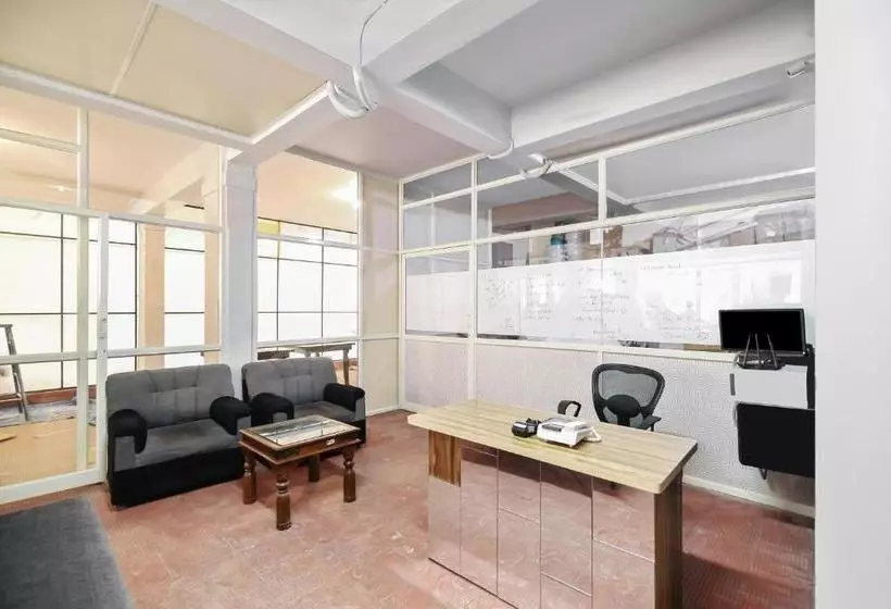 Hotelli Silverkey Executive Stays 24047 Airport
