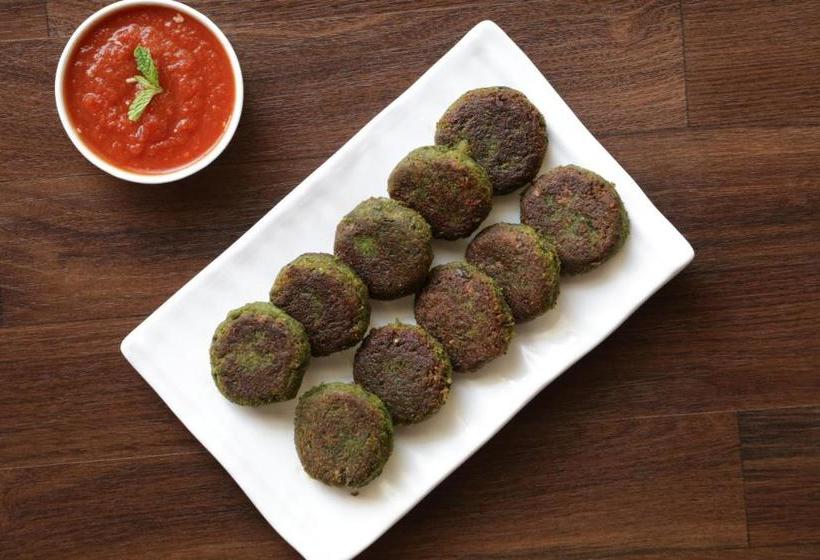 Отель Silverkey Executive Stays 24047 Airport