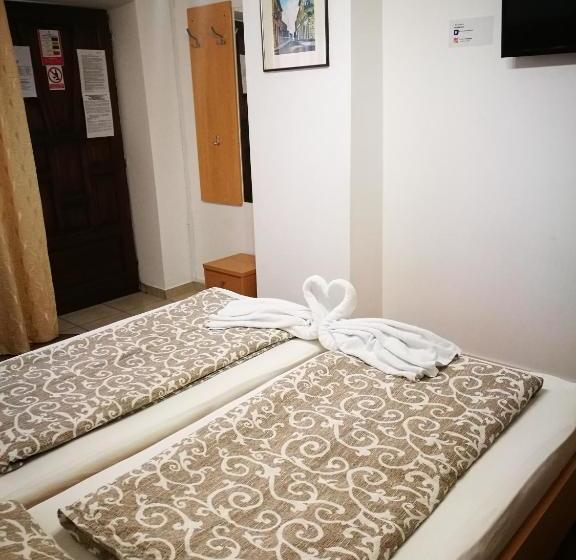 Пансион Rooms Aračić