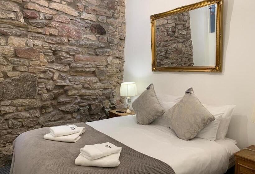 Royal Mile Suites By The Castle